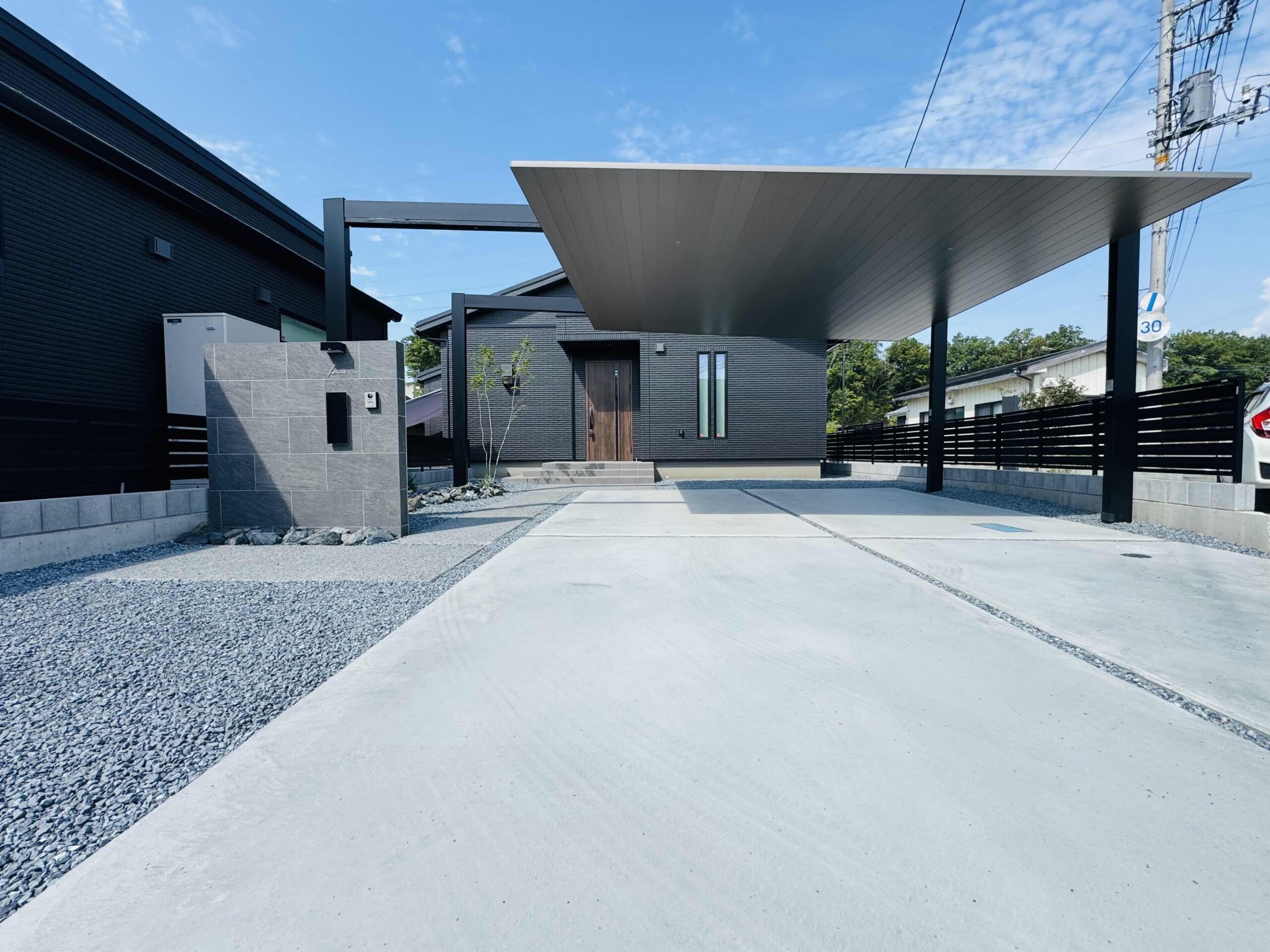 一条工務店 タイル門柱 コンクリ－ト 洗い出しカーポ－トSC 梁延長