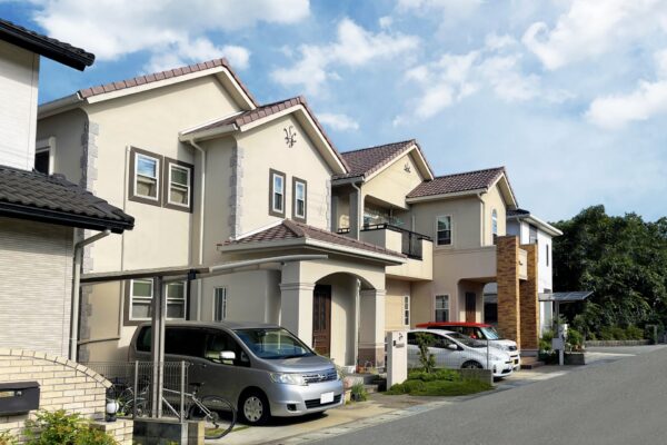 カーポートで玄関まで濡れないようにするには？施工事例もご紹介