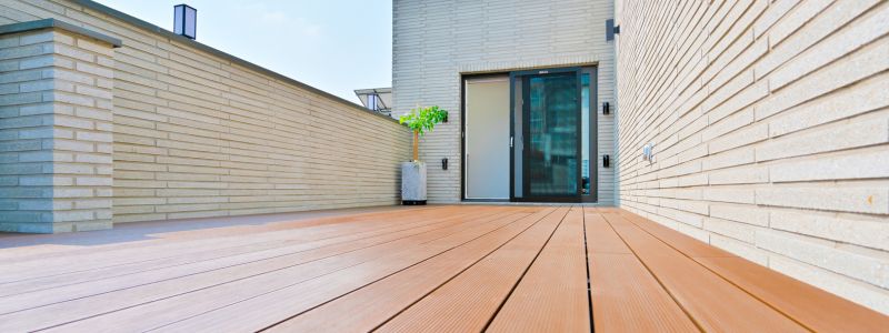 ウッドデッキで外構をおしゃれにするには？費用相場もご紹介