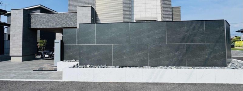 駐車場をおしゃれにするコツは？素材からデザインの考え方までご紹介