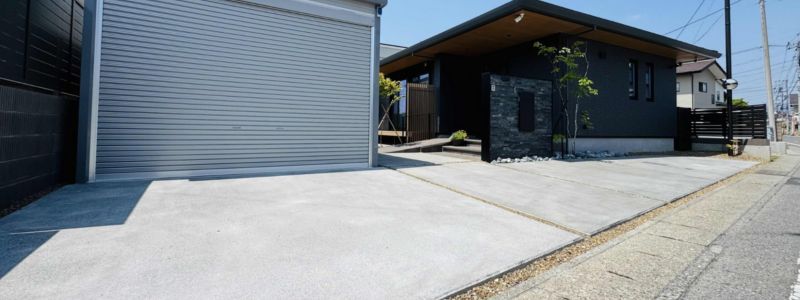 駐車場をおしゃれにするコツは？素材からデザインの考え方までご紹介